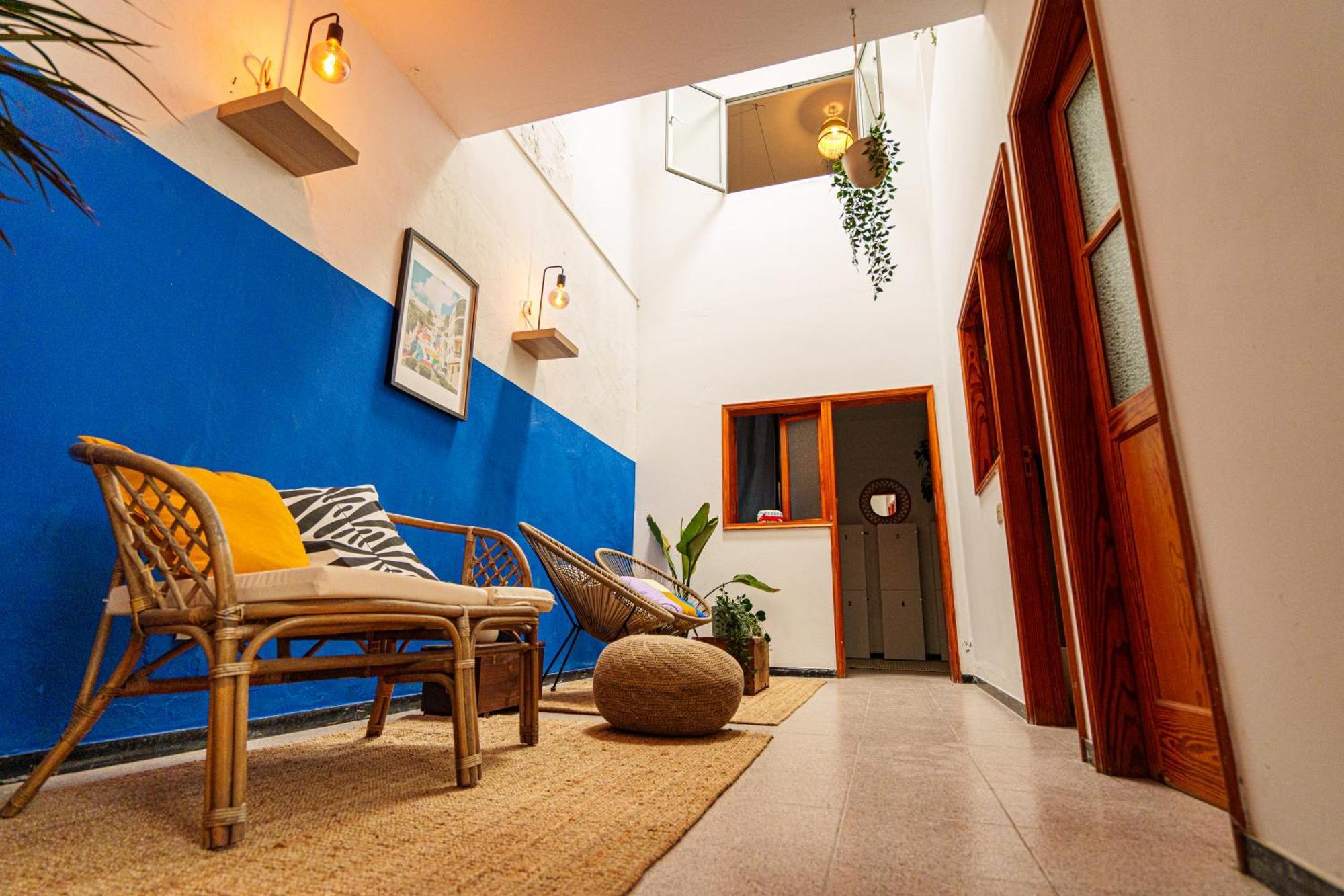 Dona Rose Surf Hostel 大加那利岛拉斯帕尔马斯 外观 照片