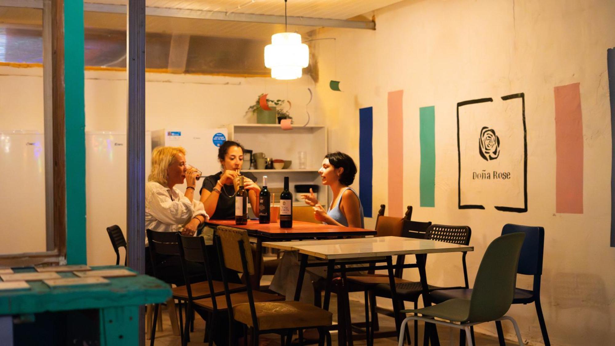 Dona Rose Surf Hostel 大加那利岛拉斯帕尔马斯 外观 照片