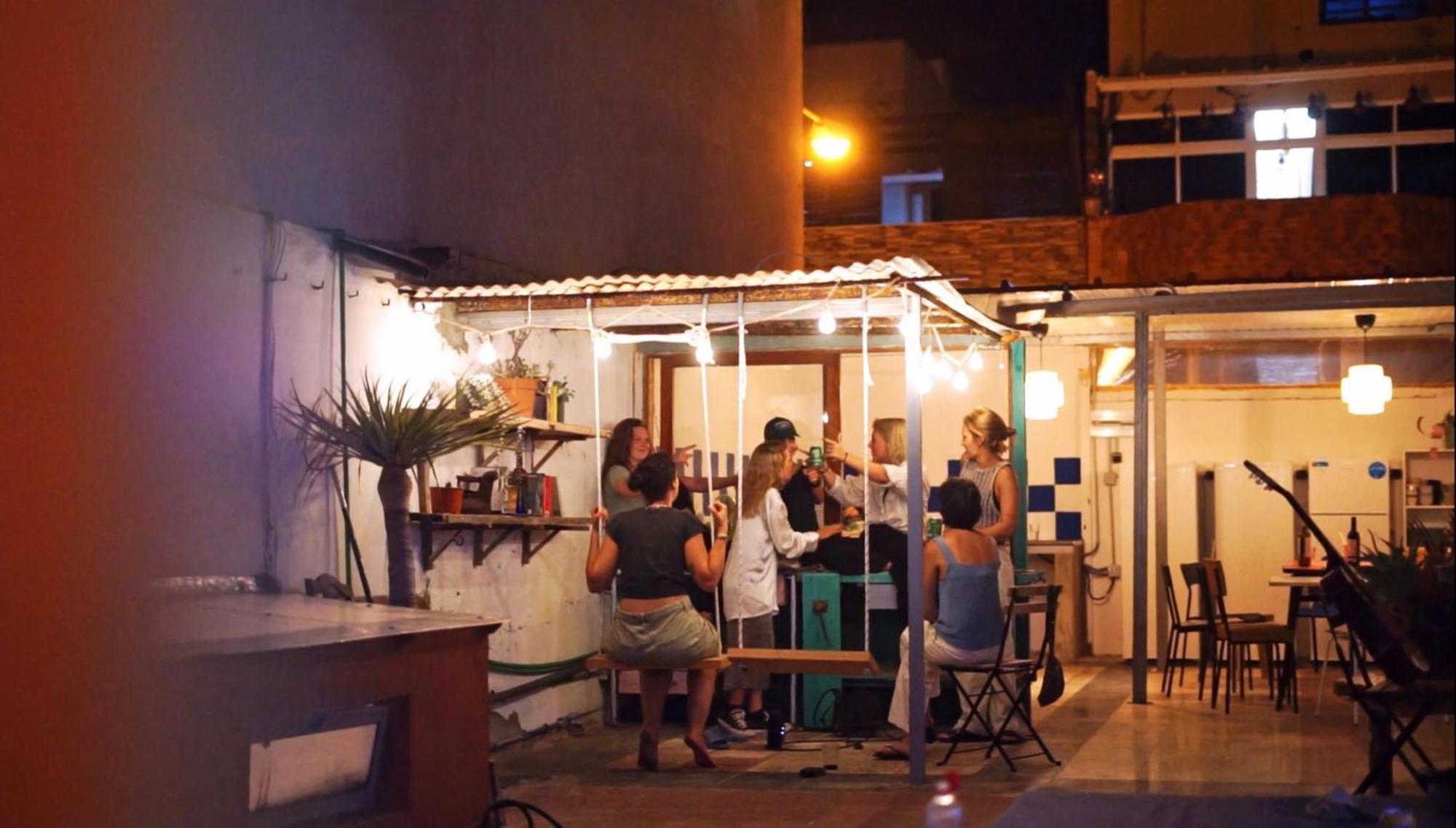 Dona Rose Surf Hostel 大加那利岛拉斯帕尔马斯 外观 照片